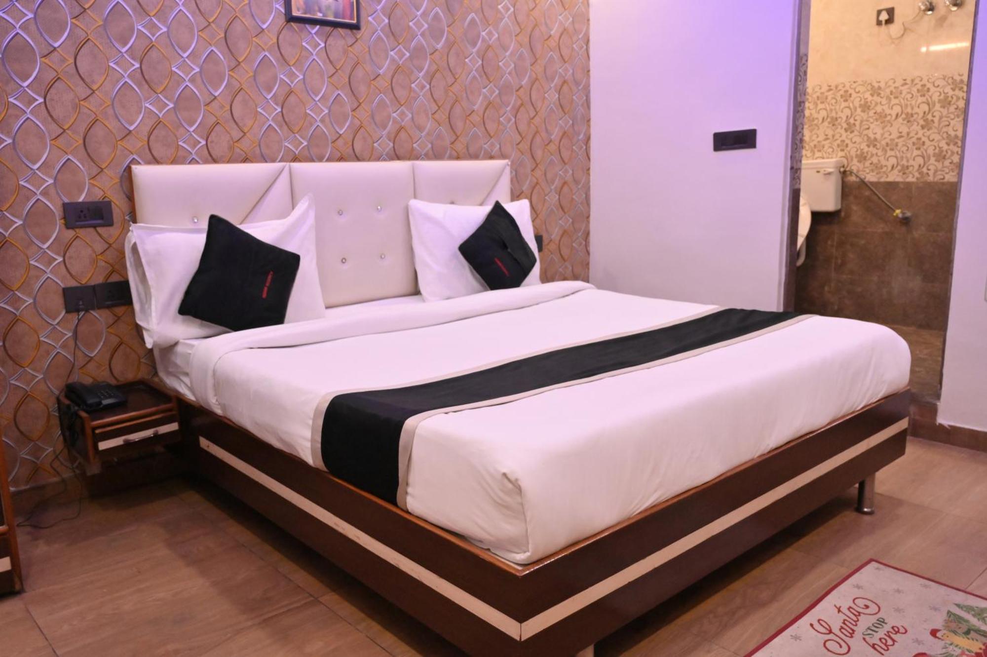 Hotel Riddhi Regency Lucknow Eksteriør bilde